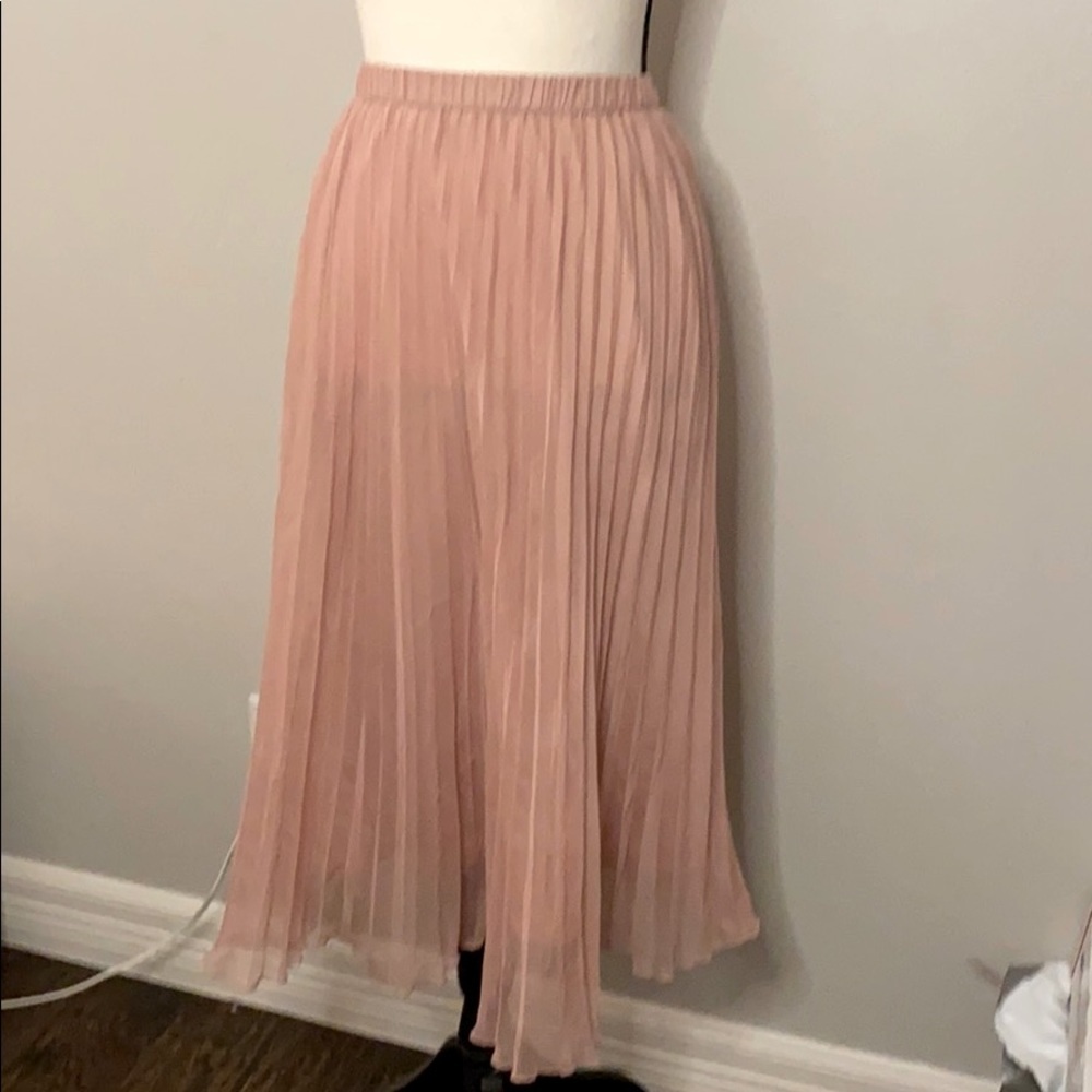 H&M Dusty Pink, Pleated Gauze Skirt, GUC